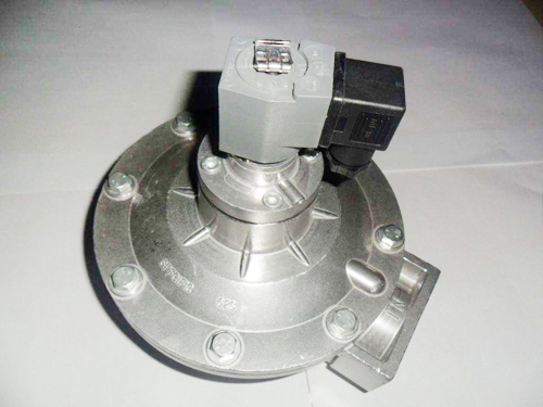 Straight-through electromagnetic pulse valve