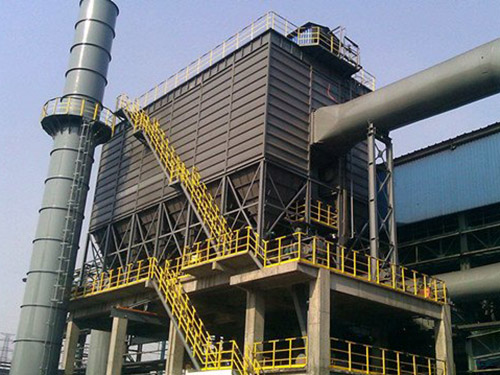Smelting furnace dust collector